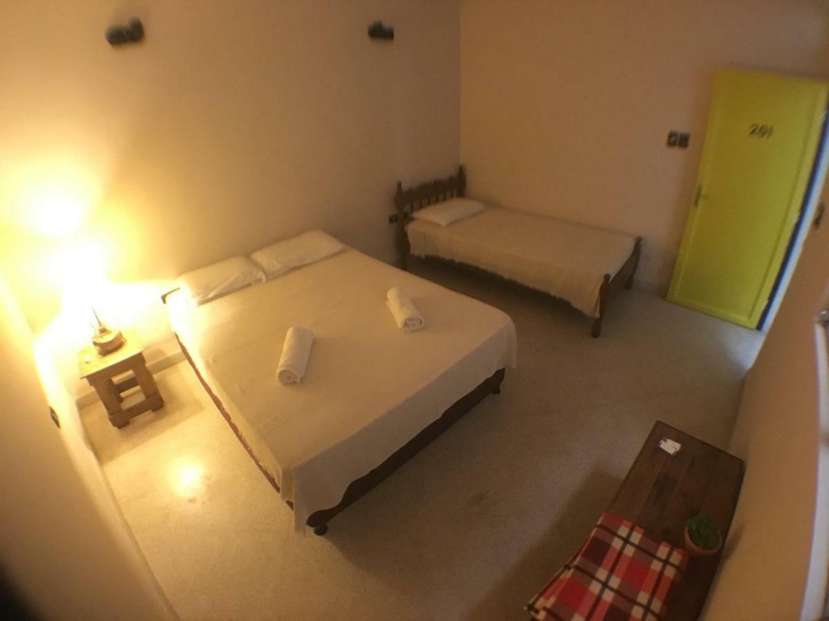 Hostal El Farol Asuncion Bagian luar foto
